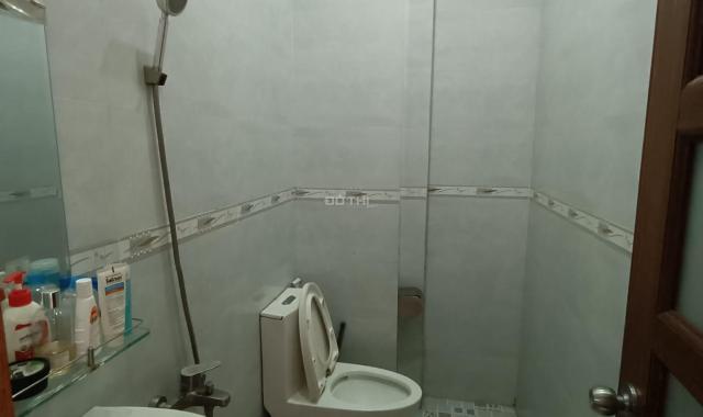 Nhà hẻm xe hơi đỗ cửa, Bạch Đằng, phường 24, Bình Thạnh, 46m2, 2 tầng nở hậu, chỉ hơn 6 tỷ