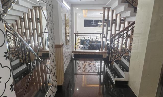 Nhà bán sát MT Quang Trung có thang máy - DT 4m x 20m - 1 lửng 3 lầu - hẻm 8m