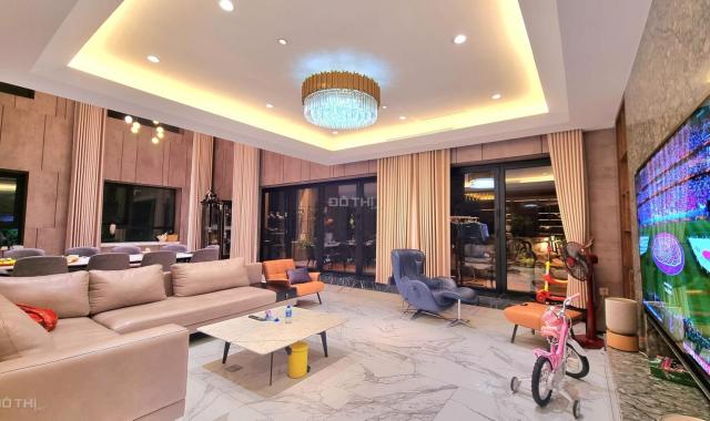 Siêu phẩm penthouse - duplex Roman Plaza 302m2 cực đẹp, tặng full nội thất xịn xò. Giá cực tốt.