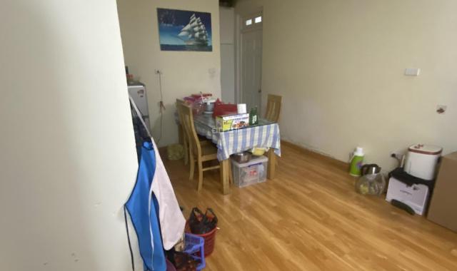 Chính chủ cho thuê dài hạn căn 2pn full nội thất tại trung tâm quận Cầu Giấy giá chỉ 10tr/tháng