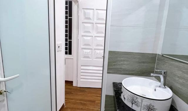 Bán nhà riêng ngõ 82 Yên Lãng Đống Đa 4 tầng 35m2, mặt tiền 9m