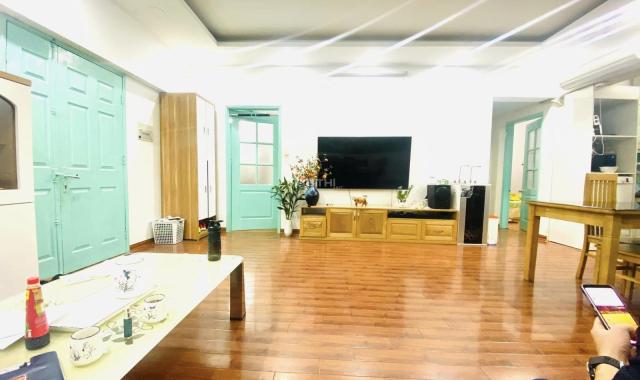 Chính chủ bán căn hộ CT3A Văn Quán, DT 100m2, tầng 12, full NT đẹp, nhỉnh 3 tỷ. Lh 0906217669