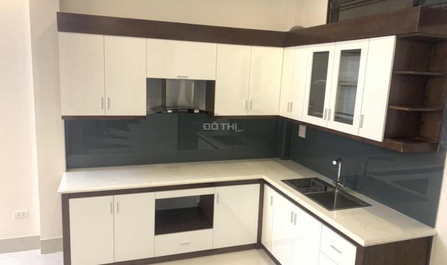 Bán nhà đường Liễu Giai, Đào Tấn, Ba Đình 35m2 xây 5 tầng mới, nhà đẹp, gần phố giá 4,2 tỷ