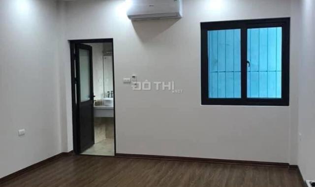 Nhà Cầu Giấy, vỉa hè, kinh doanh, 60m2 x 7 tầng, thang máy giá 20 tỷ