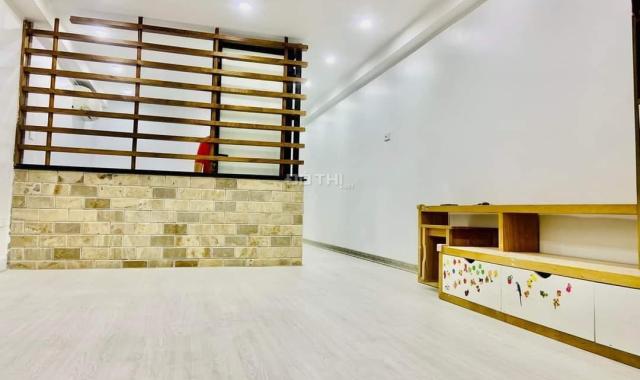 Chỉ 2,2 tỷ nhà 70m2, 2ngủ, phố Kim Mã - Ba Đình sổ chính chủ