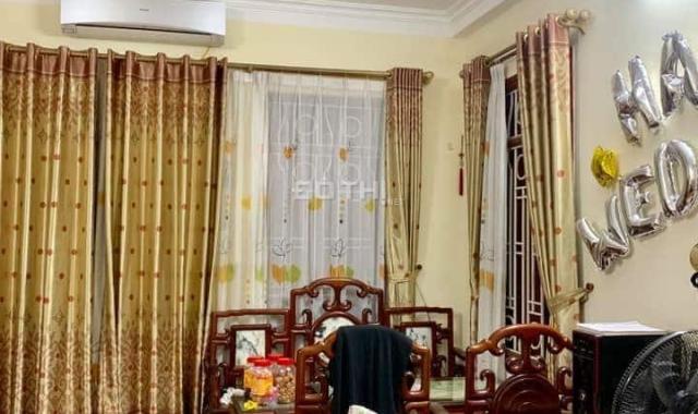Bán nhà 18m2, 5 tầng, lô góc, quận Hai Bà Trưng, sổ riêng, 1.65 tỷ, 0347282222