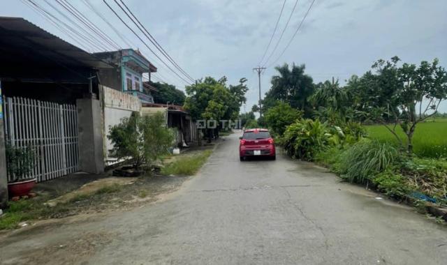 Bìa làng Hoàng Dương Mai Đình - đường rộng 8m gần chợ - bán kính 1km có 3 khu Công nghiệp