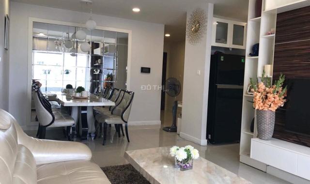 2PN - 102m2 - full nội thất - Sunrise City - 4,5 tỷ. LH: 09.3456.9063