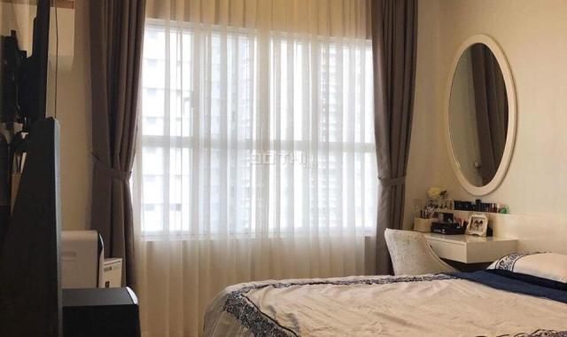2PN - 102m2 - full nội thất - Sunrise City - 4,5 tỷ. LH: 09.3456.9063