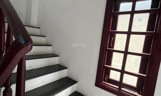 HXH Trịnh Đình Trọng, Phú Trung, Tân Phú, DT: 40m2, Bốn tầng, giá 5 tỷ 5