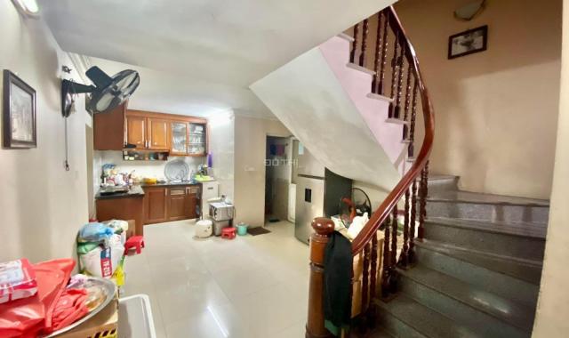 Bán nhà Trần Đại Nghĩa, lô góc, kinh doanh Quận Hai Bà Trưng. DT 53m. Giá hơn 6 tỷ SĐCC