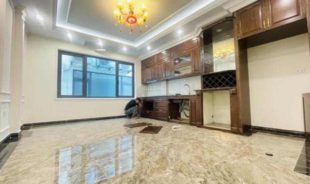 Ngõ thông kinh doanh 38m2x6T thang máy, NT hiện đại, sang trọng Lạc Long Quân, Tây Hồ giá 6,8 tỷ