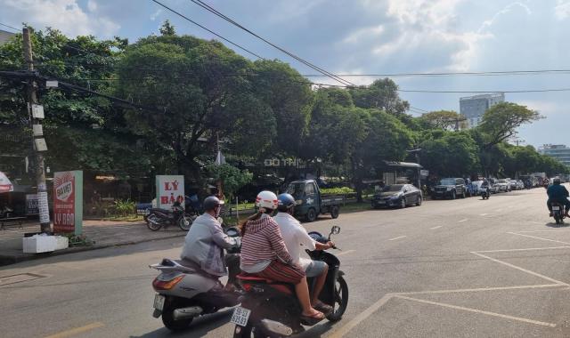 Cho thuê nhà 131A Bình Quới, Quận Bình Thạnh. DT: 11x22m 2 lầu