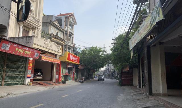Nhà 2 tầng đẹp, đường ô tô tránh diện tích 100m2 mặt tiền 7 m ngay cạnh gần ngay ngã 3 chợ