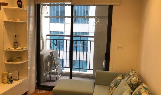 Cho thuê căn hộ 1 phòng ngủ đầy đủ đồ tại tòa Hong Kong Tower, nhà đẹp vào ở luôn