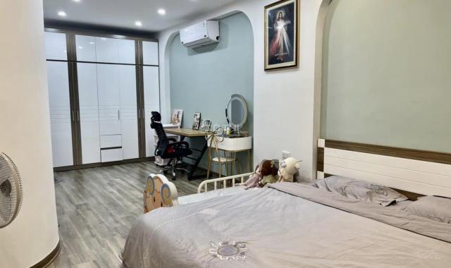 Thật! Bán nhà Thái Hà, Đống Đa, mặt ngõ ôtô, 35m2, 5 tầng, 4,3 tỷ