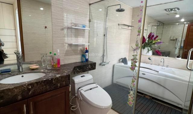 Bán nhà phố Giảng Võ ô tô tránh kinh doanh văn phòng giáp phố - 80m2x4T 10,8 tỷ