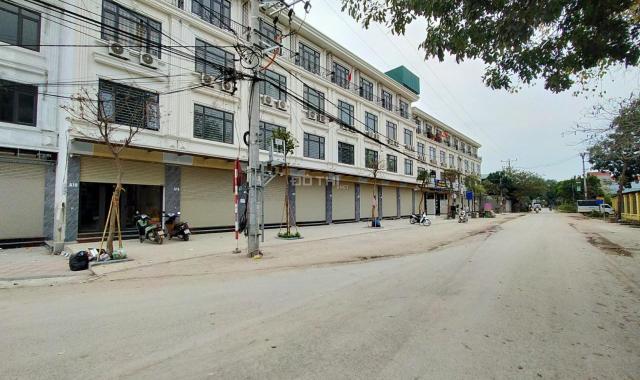 Bán nhà SHOPHOUSE Đường Đê Mới, Xã Phụng Châu, Chương Mỹ, Hà Nội diện tích 45m2 giá 2