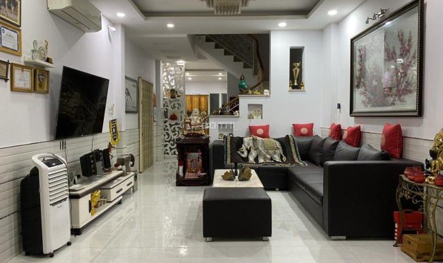 Cho thuê nhà mặt tiền Quận 8 92.4m2, 4 tầng, làm VP, showroom, phòng khám, giá rẻ