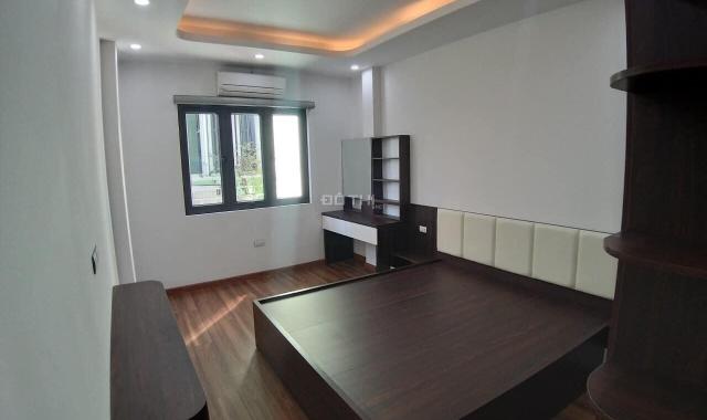 Bán nhà phố Xuân Thủy Cầu Giấy 50m2, 6 tầng, thang máy gara ô tô kinh doanh chỉ 11,5 tỷ