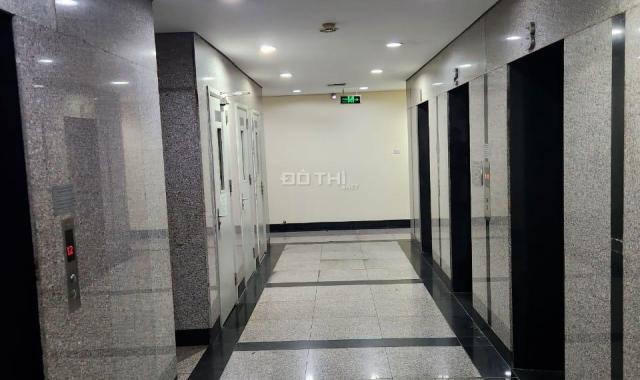 Cần bán gấp căn góc tầng cao CC 173 Xuân Thuỷ 115m2, 3 ngủ, nội thất sang trọng, 4.45 tỷ