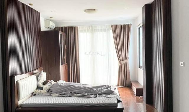 Phố Hot Chùa Láng, Quận Đống Đa, 43m2, 4 tầng, 8.6 tỷ (Giá chào)