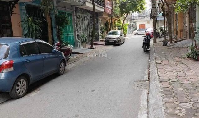 Bán nhà đẹp phố Nguyễn Thị Định, phân lô ô tô tránh KDoanh, thông số vàng 50m2 x MT 5m, giá 11.6 tỷ
