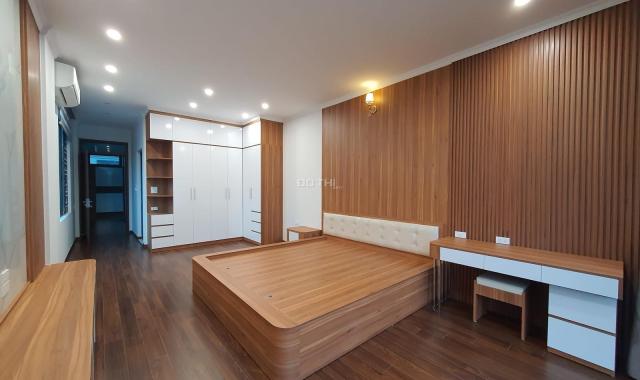 Cần bán gấp nhà phố Duy Tân 60m2, 7T, thang máy full nội thất, 3 thoáng,ô tô,  kinh doanh sầm uất