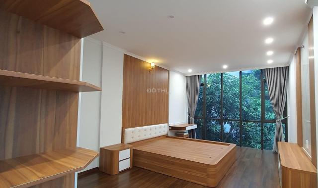 Cần bán gấp nhà phố Duy Tân 60m2, 7T, thang máy full nội thất, 3 thoáng,ô tô,  kinh doanh sầm uất
