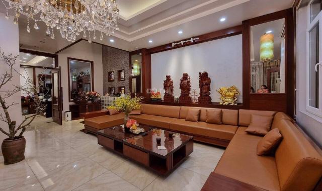 Trần Quang Diệu, Đống Đa, vip Đống Đa, lô góc, ô tô tránh. Diện tích 65m2, giá chào nhỉnh 14 tỉ