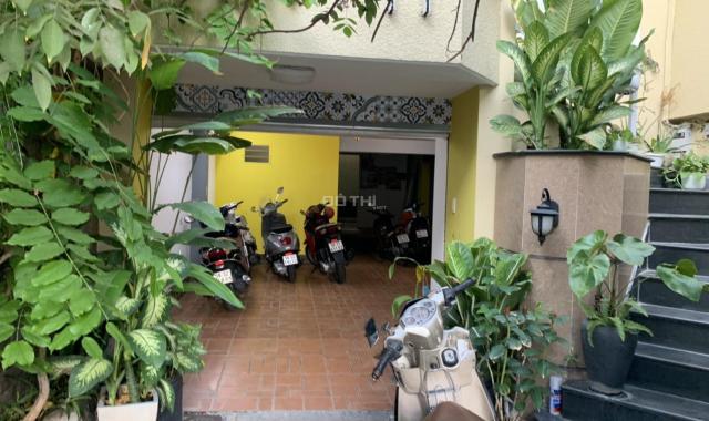 Bán nhà 2MT Nguyễn Cửu Vân 5.3x19m 4 tầng