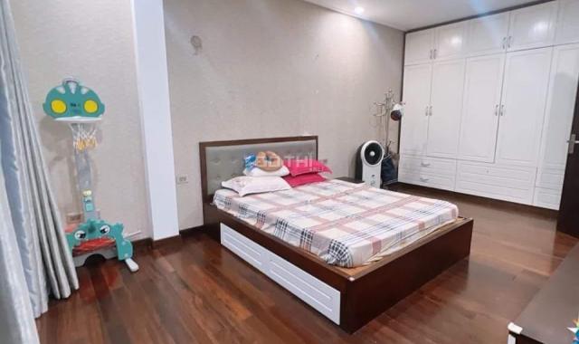 Bán gấp Lk Lucxury Kiến Hưng - chủ sốt nặng hạ 800 triệu cănc70m 5 tầng còn 11.2 tỷ