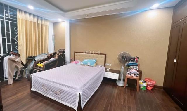 Bán gấp Lk Lucxury Kiến Hưng - chủ sốt nặng hạ 800 triệu cănc70m 5 tầng còn 11.2 tỷ