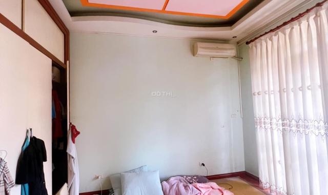 Bán Nhà Mai Dịch, Ngõ Thông - Ô Tô Tránh - Thoáng Trước Sau, 82m² x 4T chỉ 14.6 Tỷ.