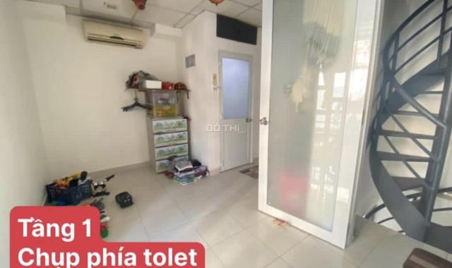 Bán nhà mặt phố tại đường Nguyễn Thượng Hiền, Phường 4, Quận 3, Hồ Chí Minh diện tích 18.8m2
