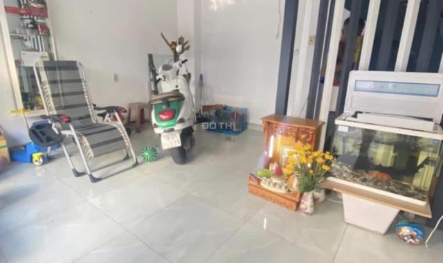 Bán nhà mặt phố tại đường Nguyễn Thượng Hiền, Phường 4, Quận 3, Hồ Chí Minh diện tích 18.8m2