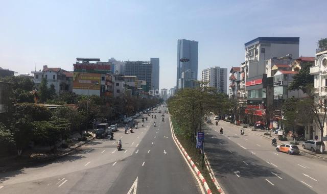 Bán đất trung tâm Quận Ba Đình - Diện tích 200m2 - Lô góc 3 mặt tiền - Ô tô đỗ cổng - giá 125tr/m2