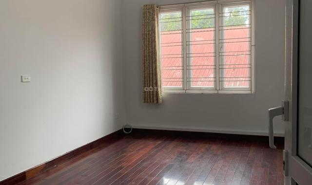 Tôi cần bán nhà đầu ngõ Nghĩa Dũng, giá 4.8 tỷ, 42m2x4T, ngõ rộng