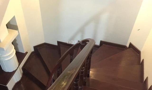 Biệt thự thu nhỏ Sài Đồng, gara ô tô, rộng 100m2, nhỉnh 9 tỷ