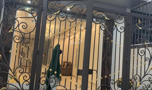 Bán gấp nhà mặt ngõ phố Võ Chí Công Xuân La Phường Xuân La Tây Hồ DT 55 m2, giá 12,5 tỷ