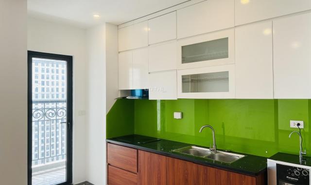 Mới - GĐ chuyển công tác nên bán nhanh căn hộ 80m2 tòa CT8 The Emerald tầng trung 0969 331 288