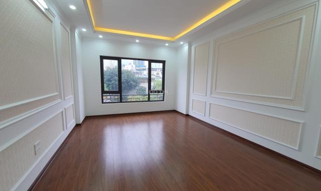 BÁN GẤP NHÀ Nguyễn Ngọc Vũ Cầu Giấy 68m2 7 tầng thang máy kinh doanh ô tô tránh 14 tỷ