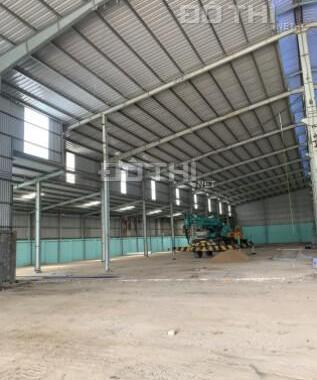 Kho xưởng cho thuê DT 875m2 và 1500m2, gần đầu đường 5, khuôn viên rộng