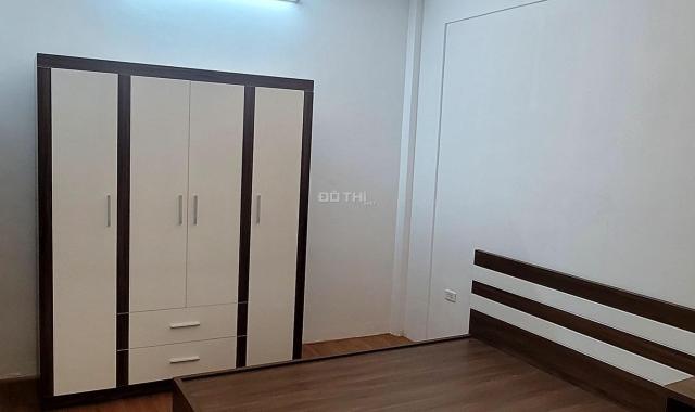 Giảm chào, 6.2 tỷ nhà phố Thái Hà, TT Đống Đa, 43m2 x 4 tầng, 5 ngủ, gần phố, ô tô đỗ 10m