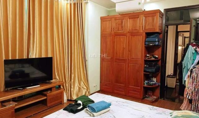 Bán nhà MP KD ôtô qua nhà Hoàng Hoa Thám 50m2 5tầng MT 5m KD