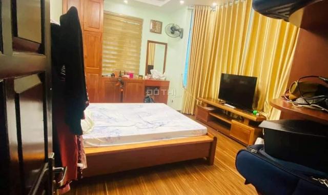 Bán nhà MP KD ôtô qua nhà Hoàng Hoa Thám 50m2 5tầng MT 5m KD