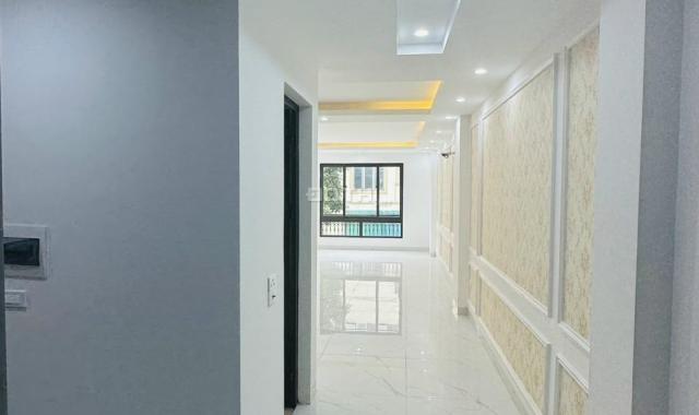 Bán nhà DV Giếng Sen - La Khê view hồ, bể bơi La Khê, Hà Đông 6T 50m2 thang máy, giá 10,3tỷ