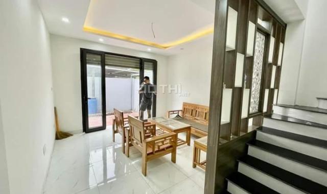 Siêu phẩm! Nhà mặt ngõ 48m2, lô góc - view hồ đẹp, ô tô đỗ cửa, có 1 0 2, Lĩnh Nam