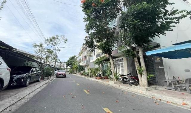 Nhà 3 tầng khu đô thị Hà Quang 2 giá rất ngợp giá 4,2 tỷ