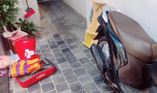 Bán nhà Kim Mã, Ba Đình, an sinh tốt, sân để ô tô, 40m2, 4 tầng, 7 tỷ